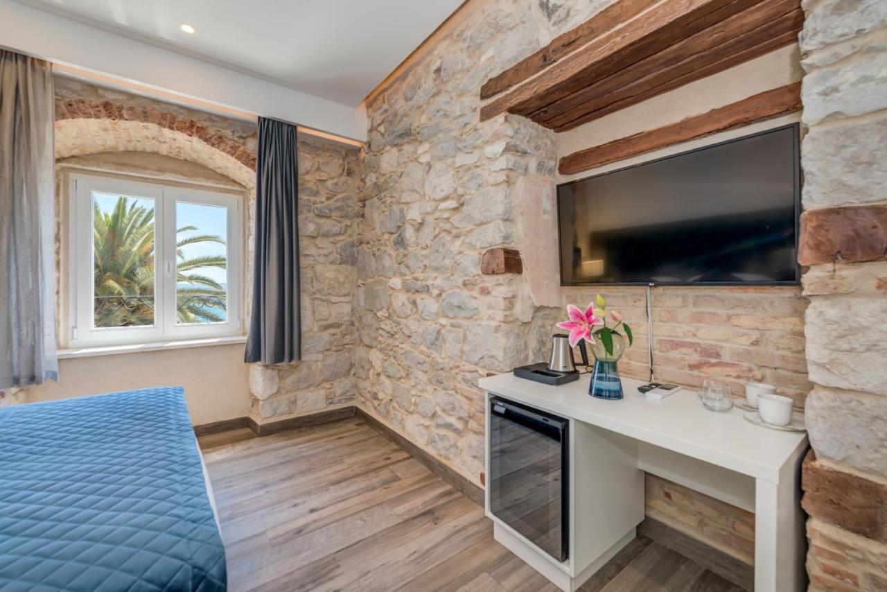 Palms Promenade Luxury Rooms 斯普利特 外观 照片